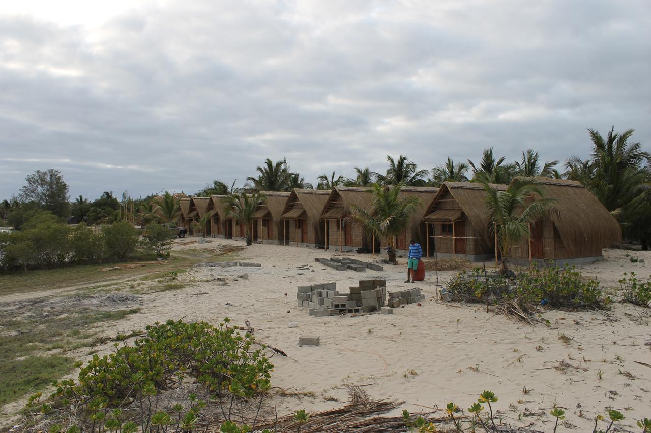 Pomene Tropical Beach Resort Massinga Esterno foto